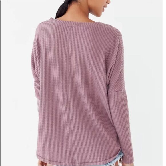 Urban Outfitters Tops Jojo Oversized Thermal Button Front Top Size Medium - Picture 2 of 11